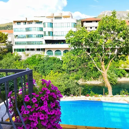 Neretva Central Vila